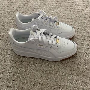 Brand new Puma sneakers.